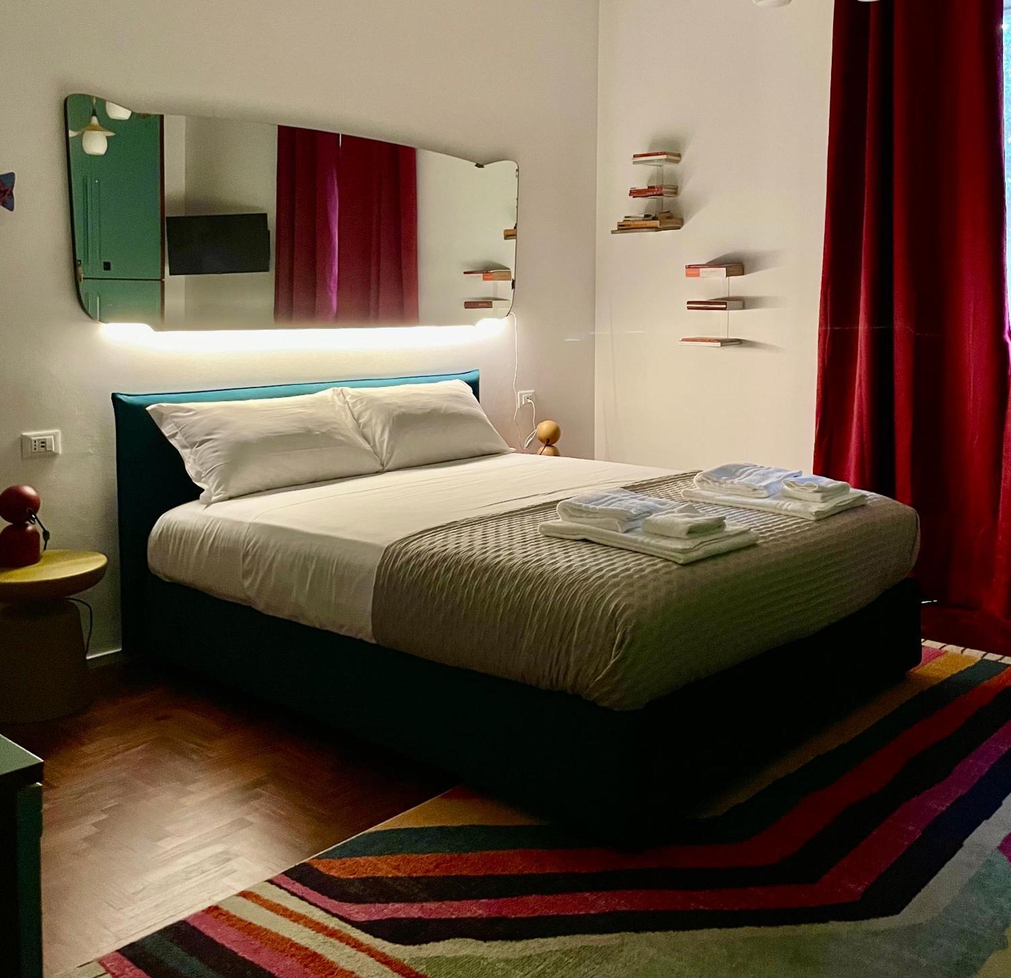 149 Borgo Ticino Suite Attico Di Lusso Con Terrazzo E Parking Privato Павия Экстерьер фото